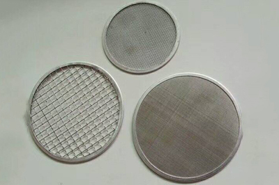精密过滤的核心组件 包边金属滤网的优势与应用